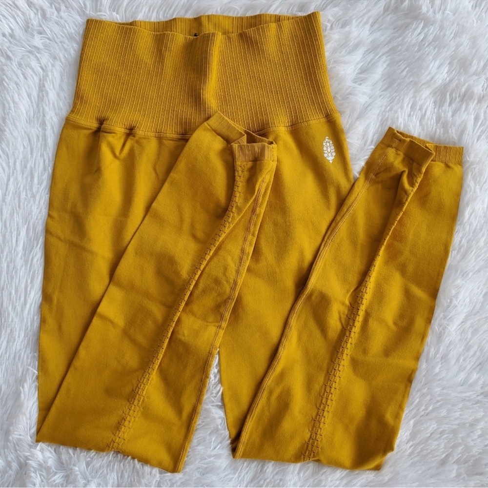 Free People High-Rise 7/8 Length Good Karma Leggings Honey Mallow